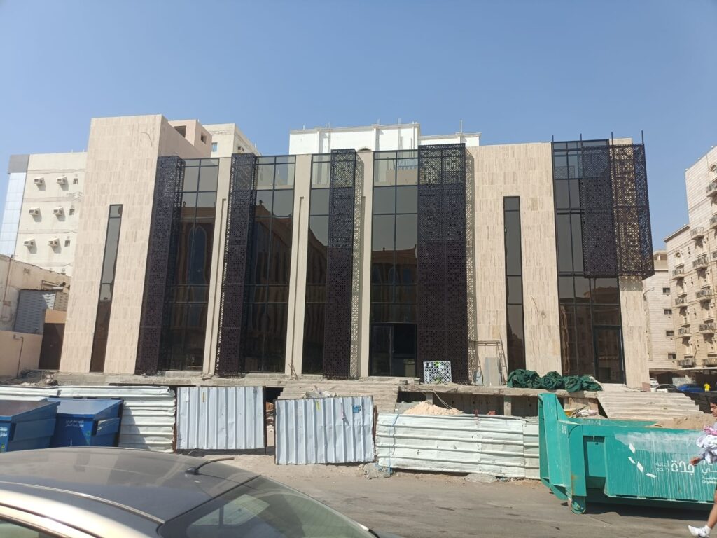 d04f3653 26ee 4077 be9c 0b01b2beb400